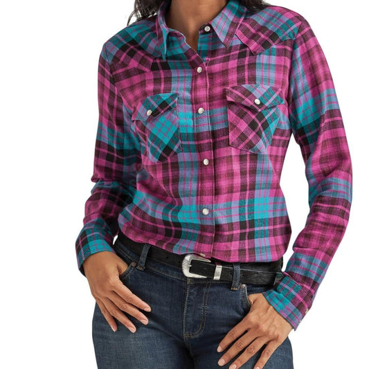 Womens Wrangler® Essential Snap Shirt - Purple/Pink