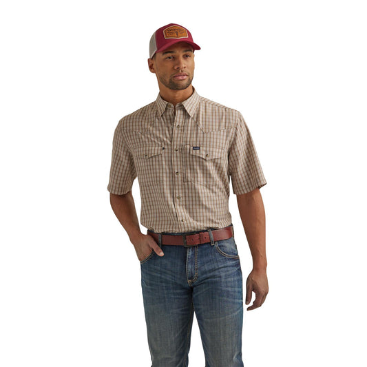 Wrangler Performance- Short Sleeve- Classic Fit-Tan