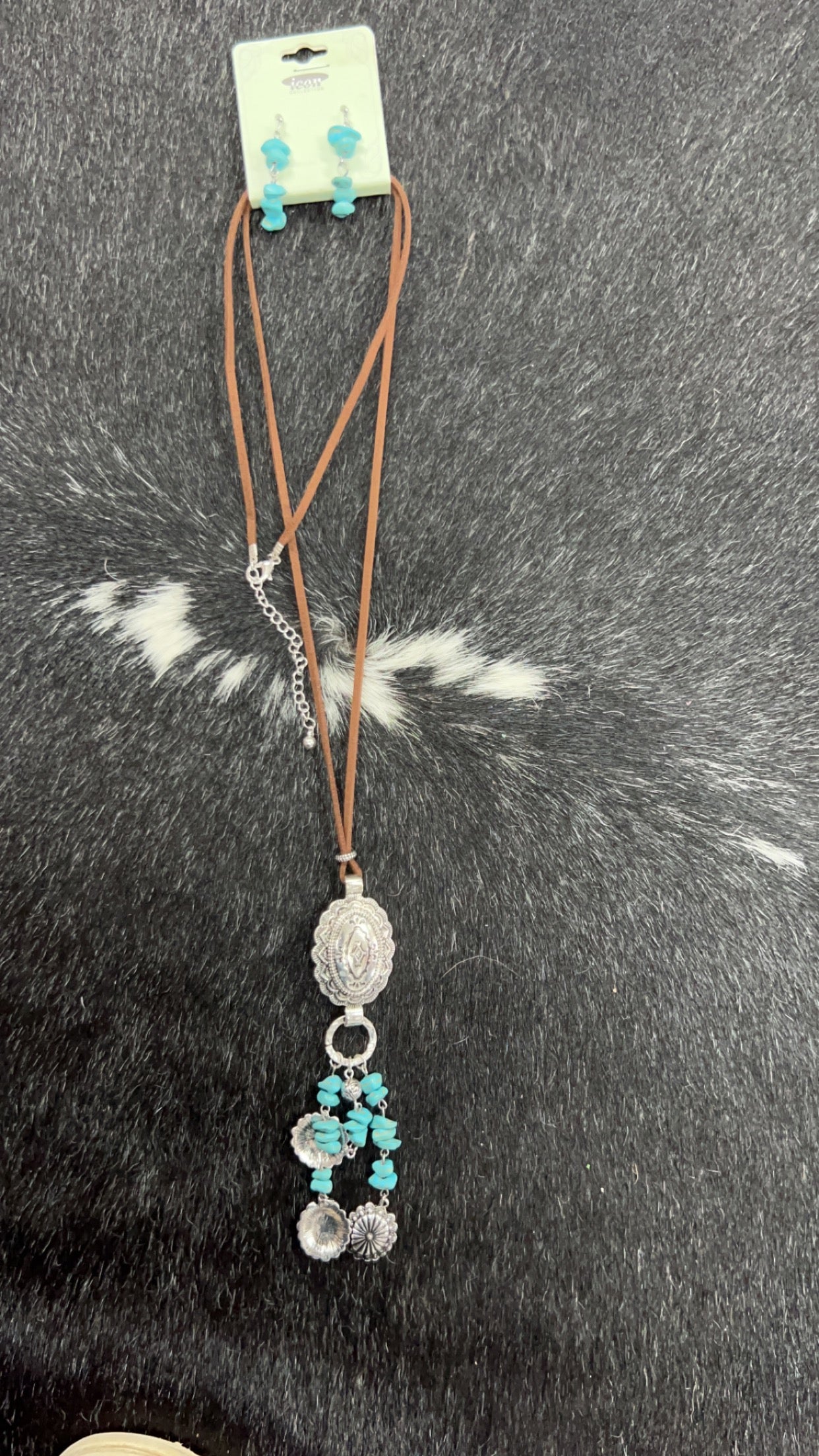 TURQUOISE SAN ANTONIO FALLS CONCHO CORD NECKLACE AND EARRING SET