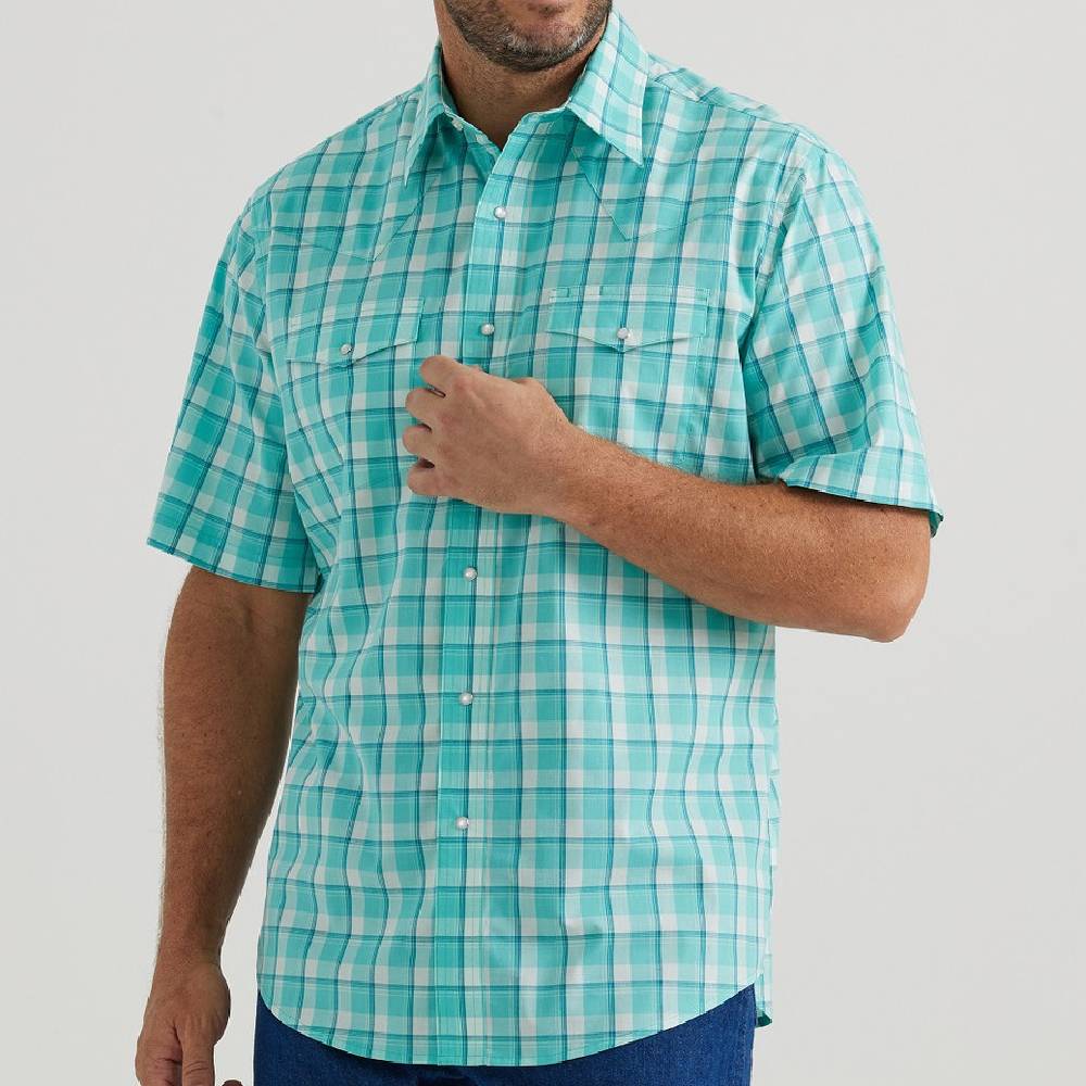 Wrangler Mens Wrinkle Resistant Short Sleeve - Aqua Plaid